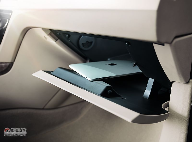 东风标致508官方资料图