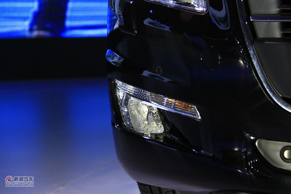 东风标致508上市现场车型外观