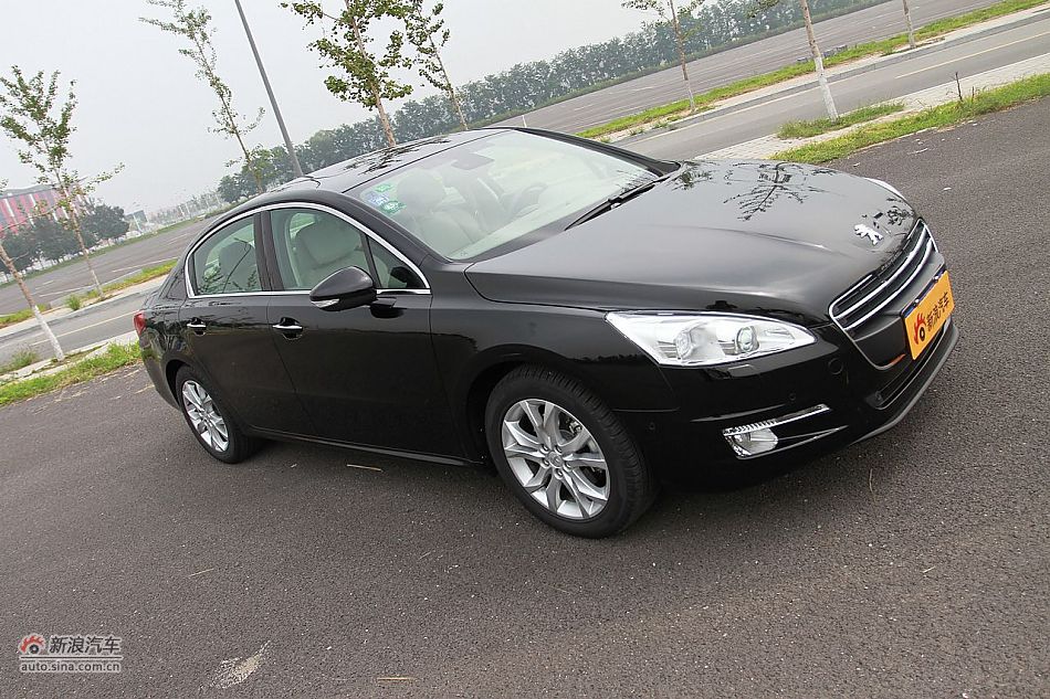 新浪试车评测东风标致508旗舰版