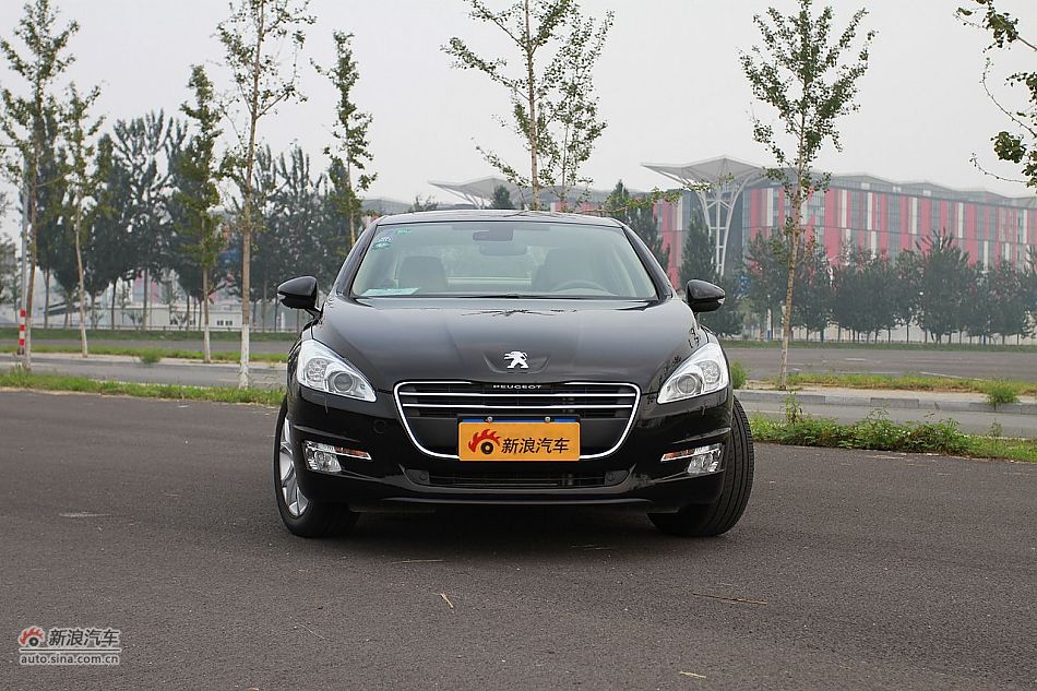新浪试车评测东风标致508旗舰版