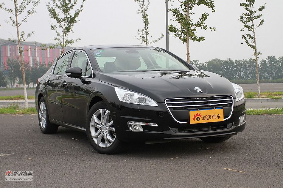 新浪试车评测东风标致508旗舰版