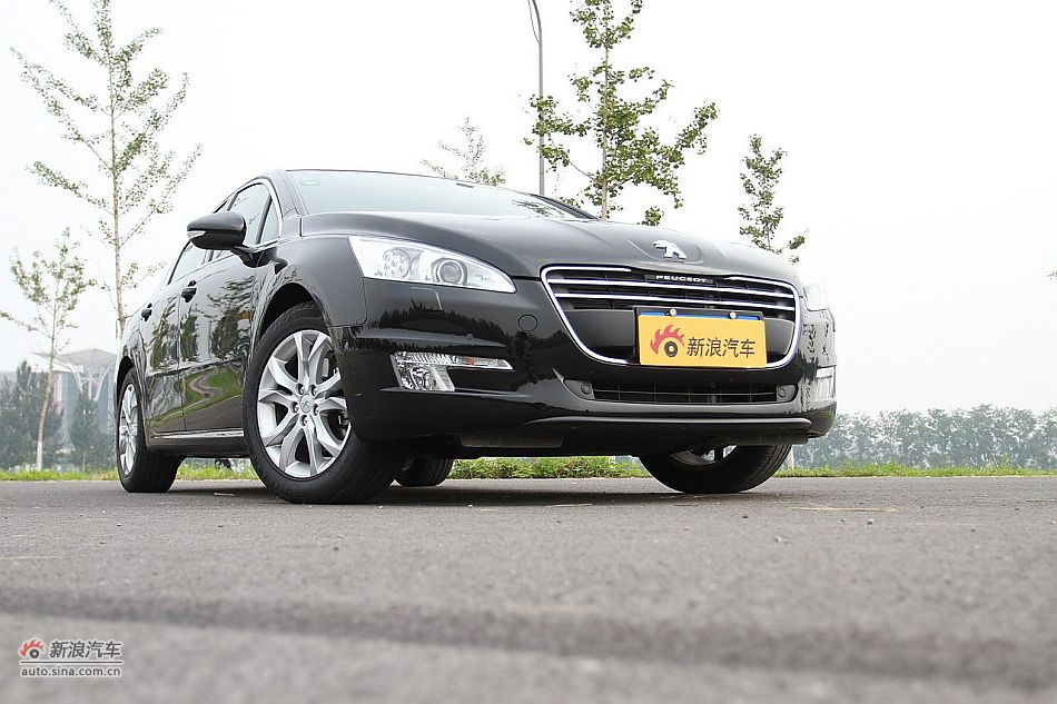 新浪试车评测东风标致508旗舰版