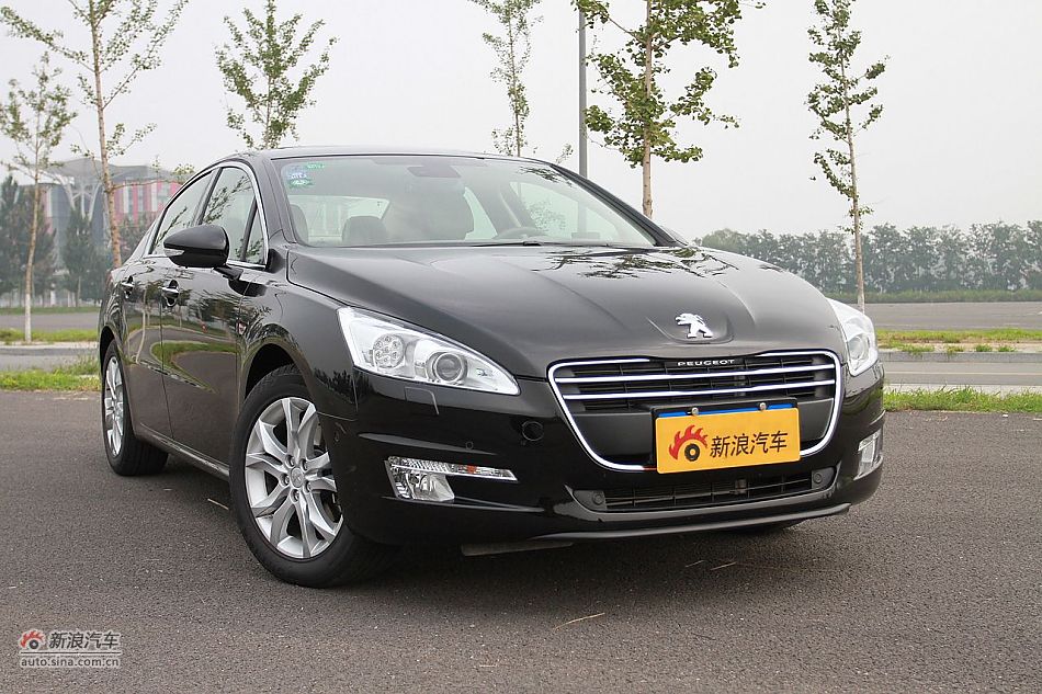 新浪试车评测东风标致508旗舰版