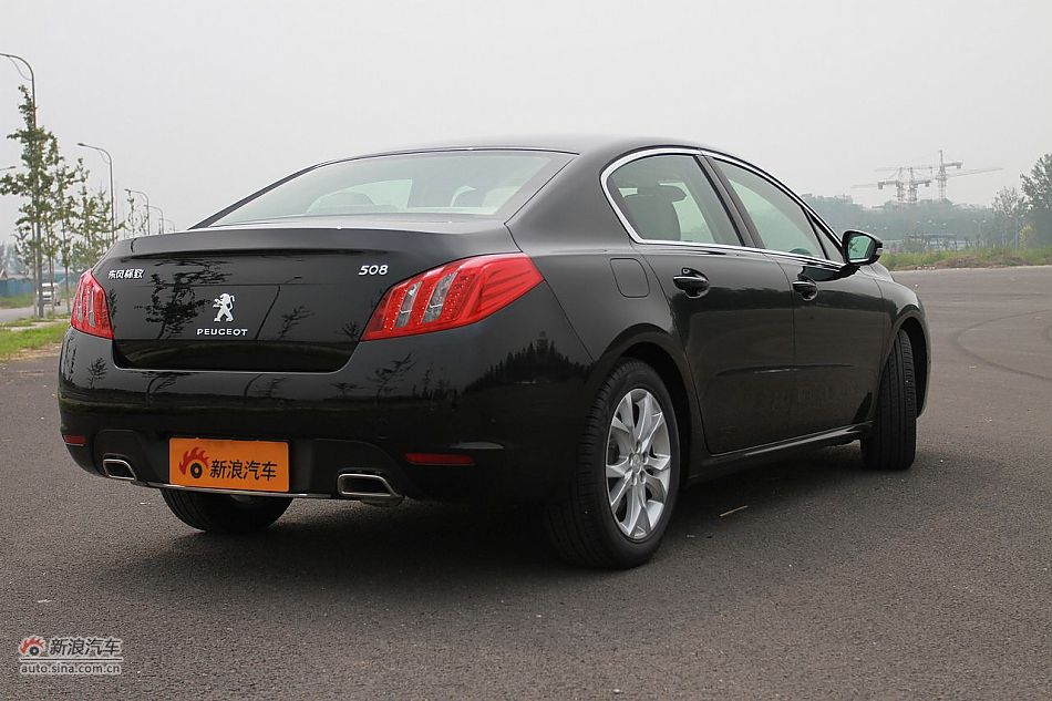 新浪试车评测东风标致508旗舰版