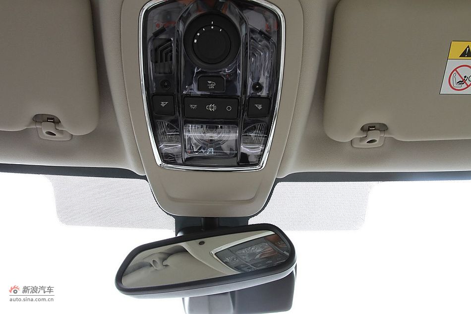 新浪试车评测东风标致508旗舰版