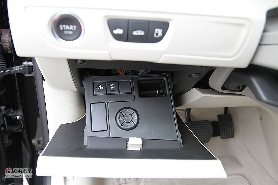 新浪试车评测东风标致508旗舰版