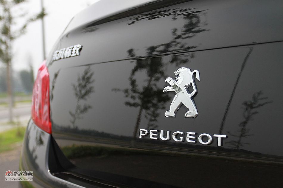 新浪试车评测东风标致508旗舰版