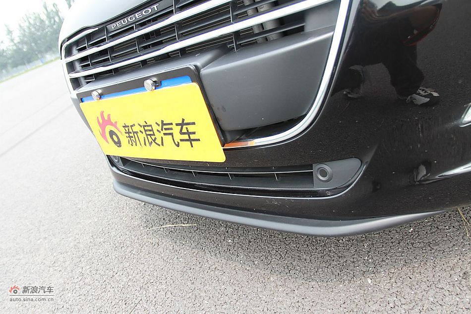 新浪试车评测东风标致508旗舰版