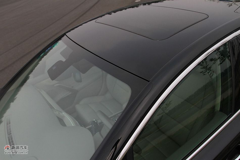 新浪试车评测东风标致508旗舰版