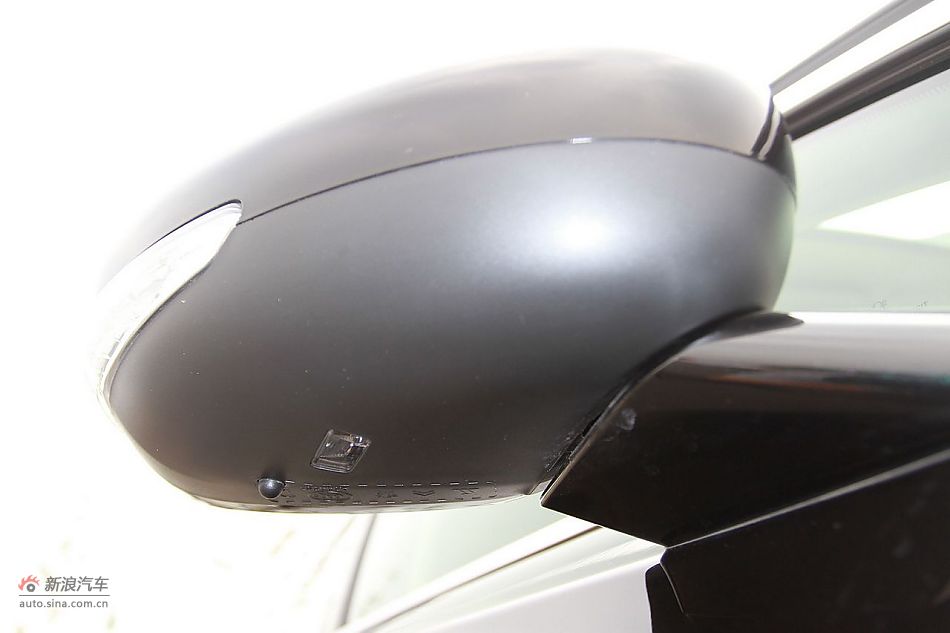 新浪试车评测东风标致508旗舰版