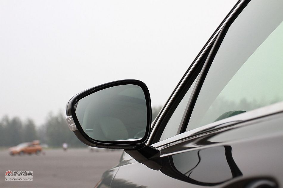 新浪试车评测东风标致508旗舰版