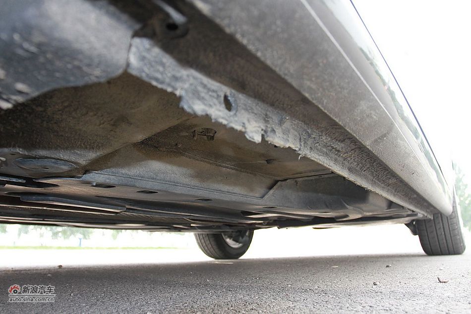 新浪试车评测东风标致508旗舰版