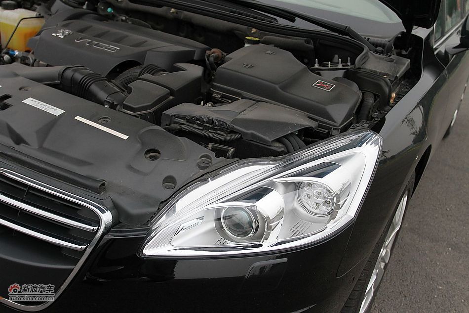 新浪试车评测东风标致508旗舰版