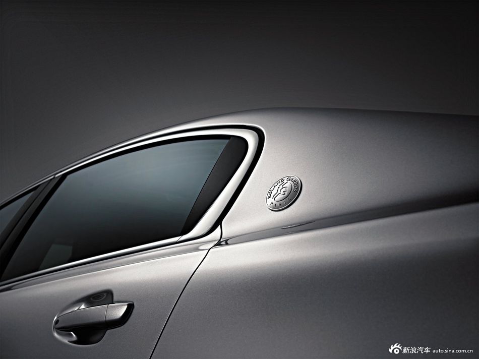 东风标致508罗兰加洛斯版