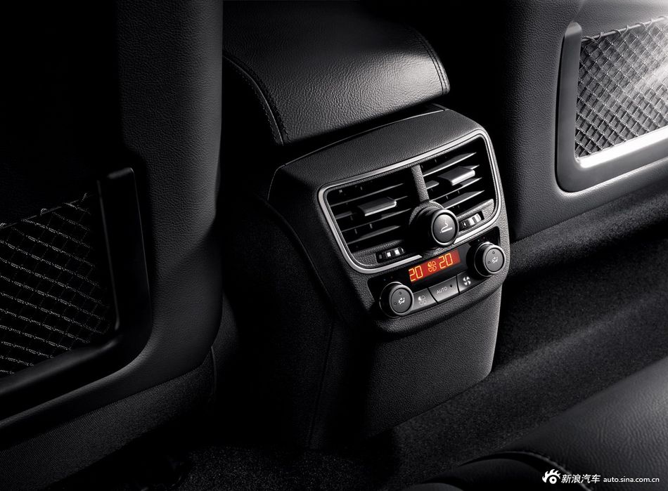 东风标致508罗兰加洛斯版