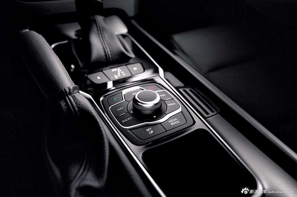 东风标致508罗兰加洛斯版