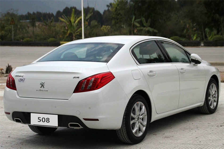 2012款东风标致508 2.0L自动经典版