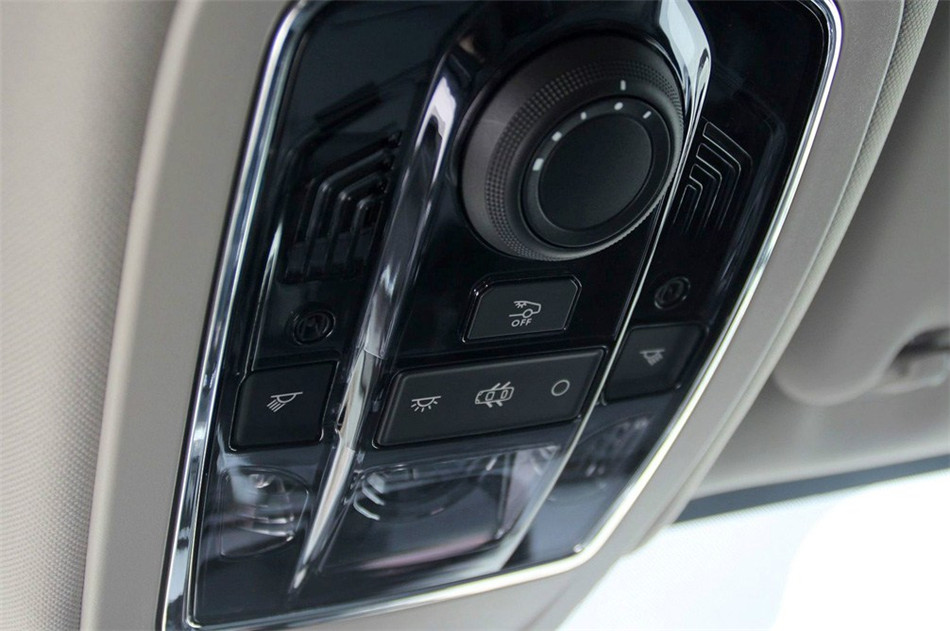 2012款东风标致508 2.0L自动经典版