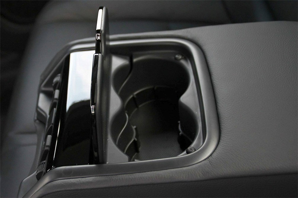 2012款东风标致508 2.0L自动经典版