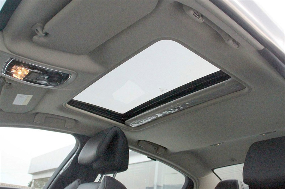 2012款东风标致508 2.0L自动经典版