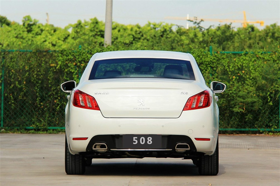 2013款东风标致508 2.3L自动两周年纪念旗舰版