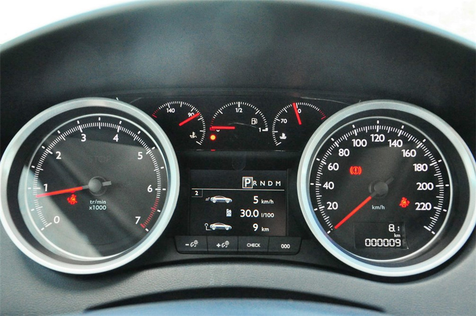 2013款东风标致508 2.3L自动两周年纪念旗舰版