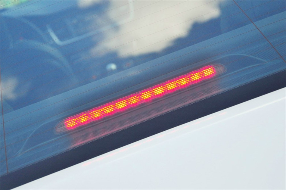 2013款东风标致508 2.3L自动两周年纪念旗舰版