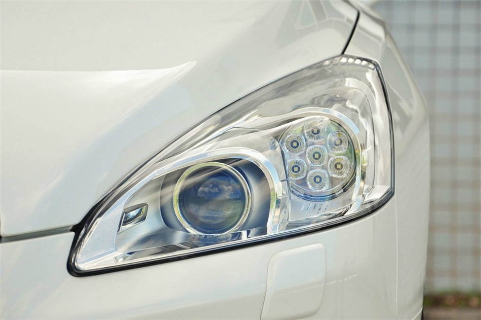 2013款东风标致508 2.3L自动两周年纪念旗舰版