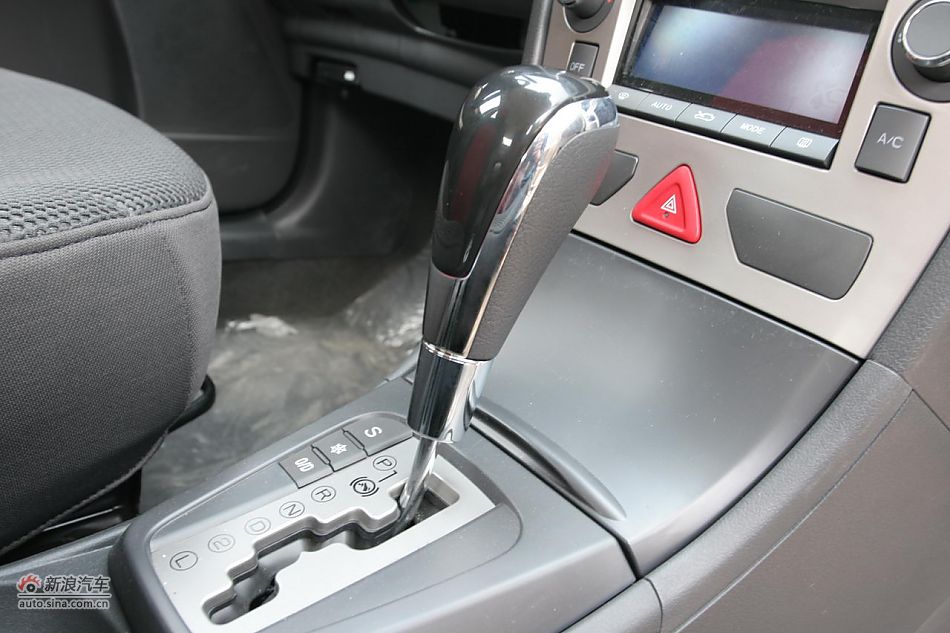 风神H30 CROSS内饰及细节