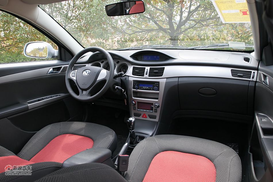 风神H30 CROSS内饰及细节