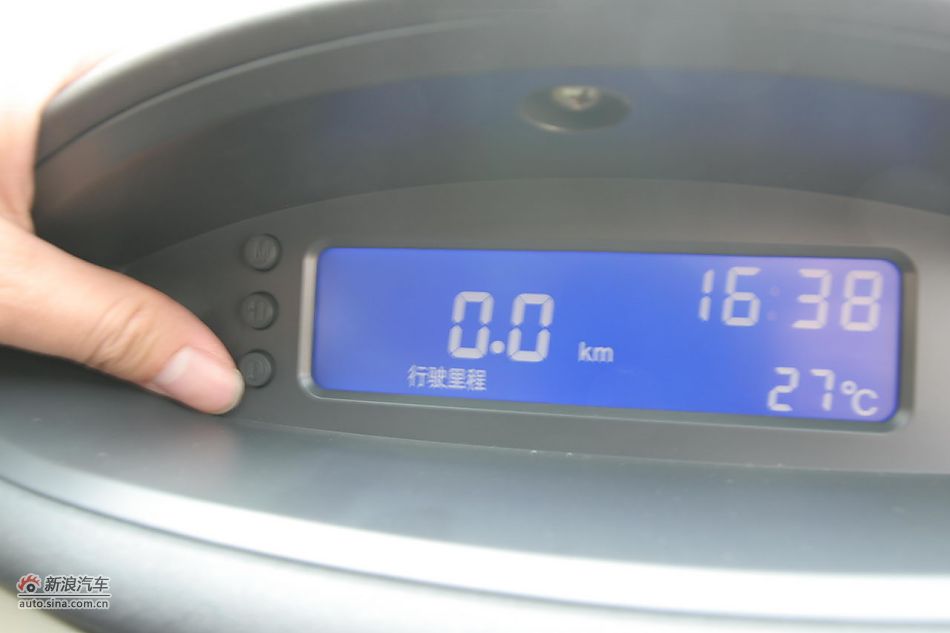 风神H30 CROSS内饰及细节