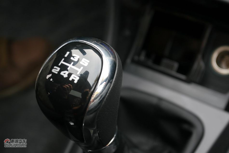 风神H30 CROSS内饰及细节