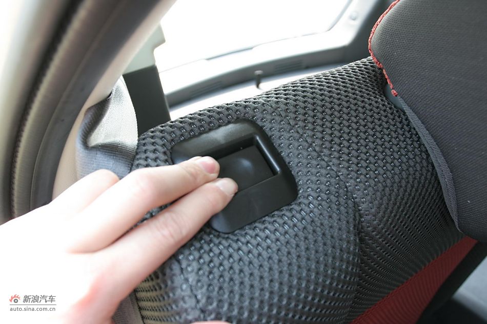 风神H30 CROSS内饰及细节