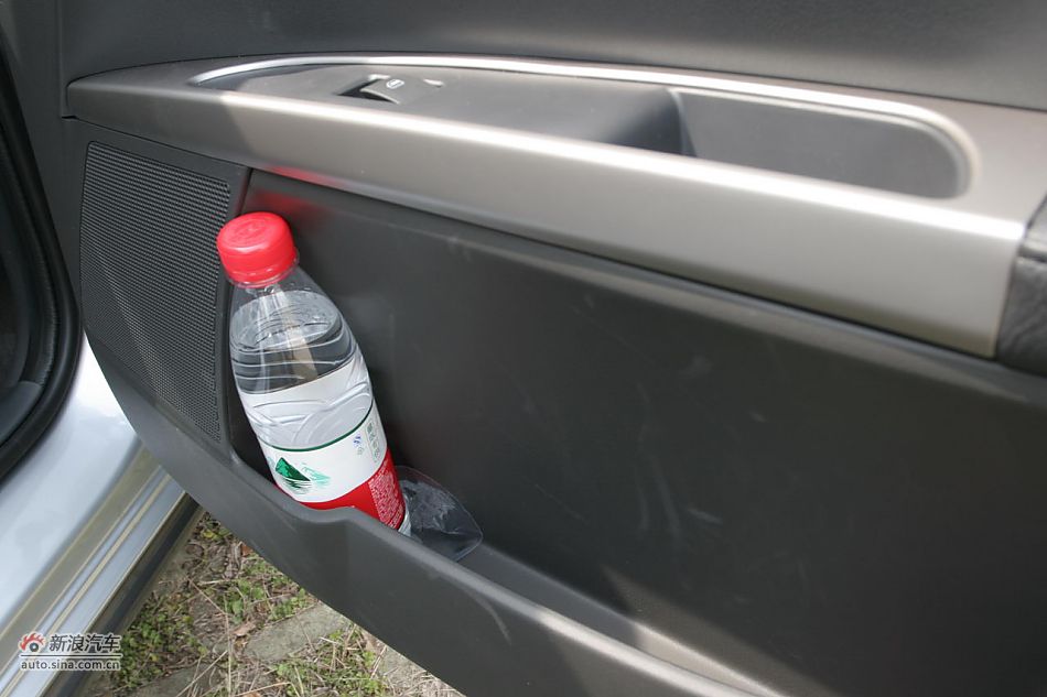 风神H30 CROSS内饰及细节