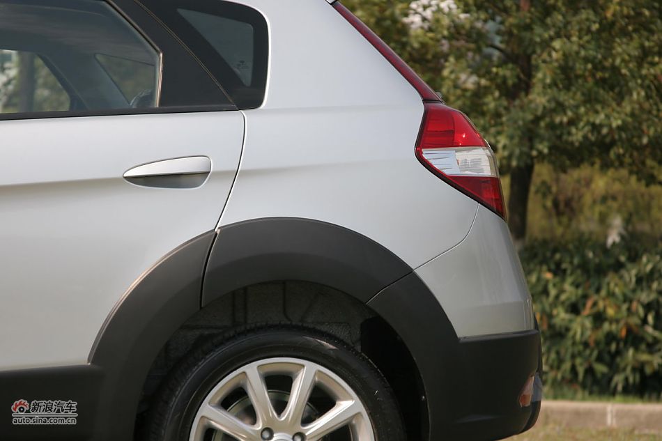 风神H30 CROSS外观及细节