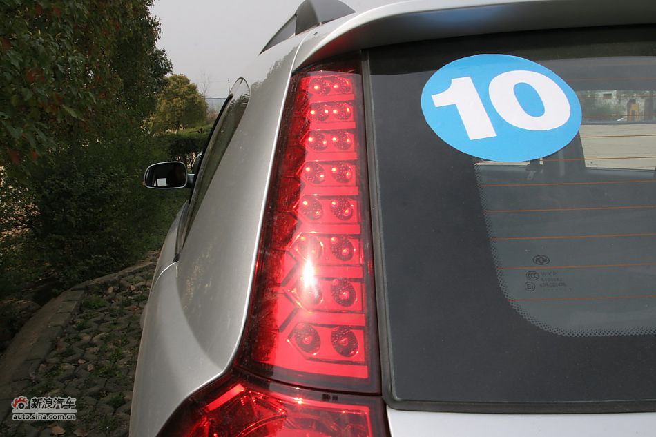 风神H30 CROSS外观及细节