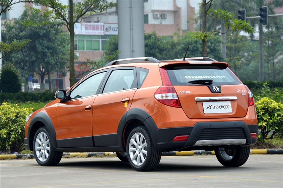 2013H30 CROSS 1.6Lֶ