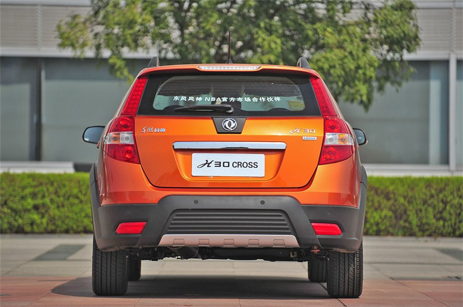 2013H30 CROSS 1.6Lֶ