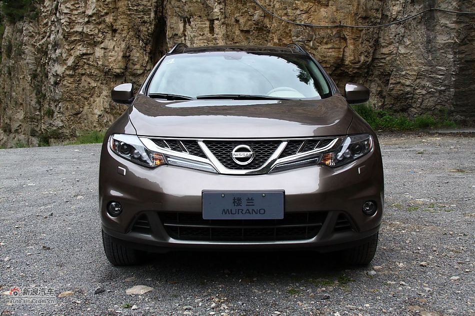 东风日产楼兰外观