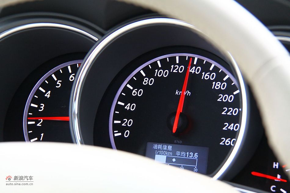 东风日产楼兰内饰