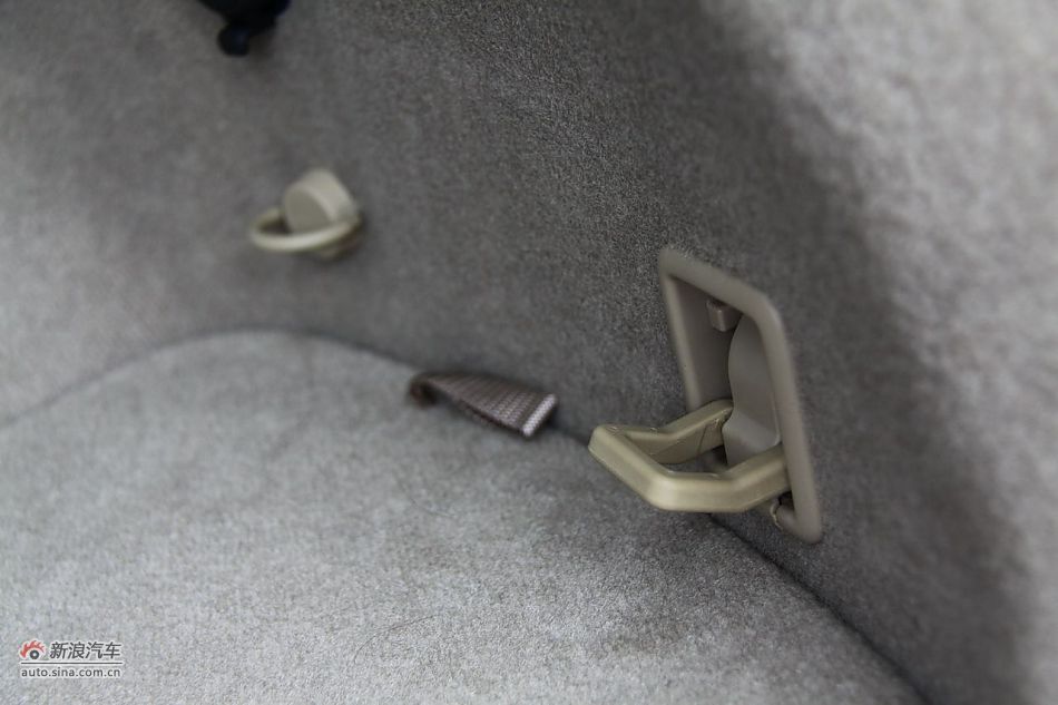东风日产楼兰内饰