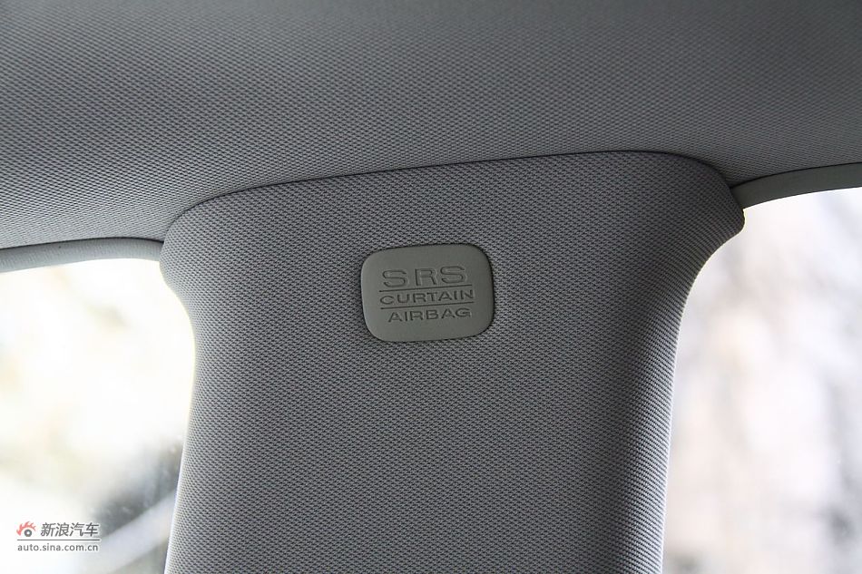 东风日产楼兰内饰