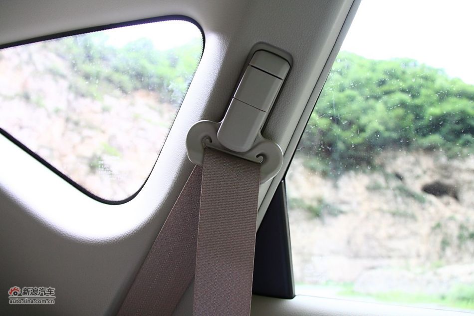 东风日产楼兰内饰