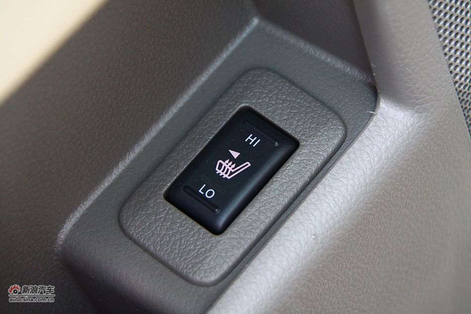 东风日产楼兰内饰