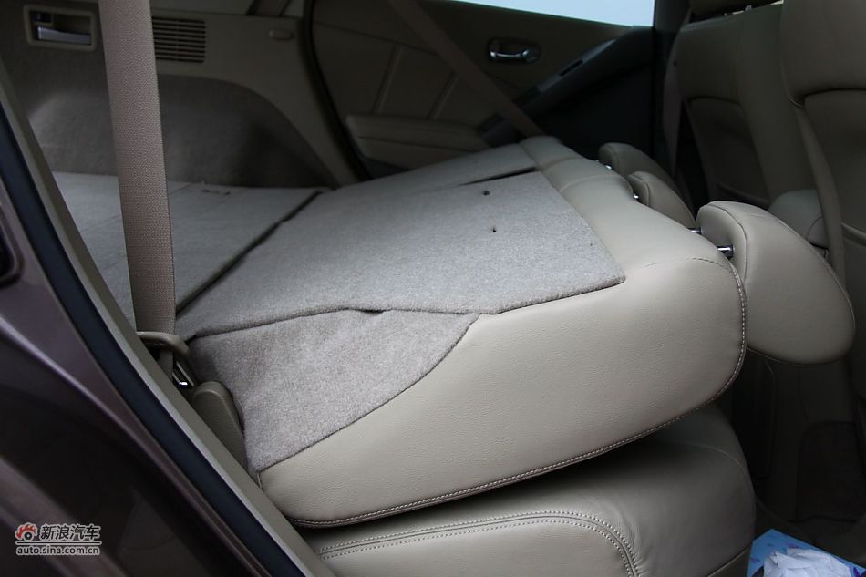 东风日产楼兰空间