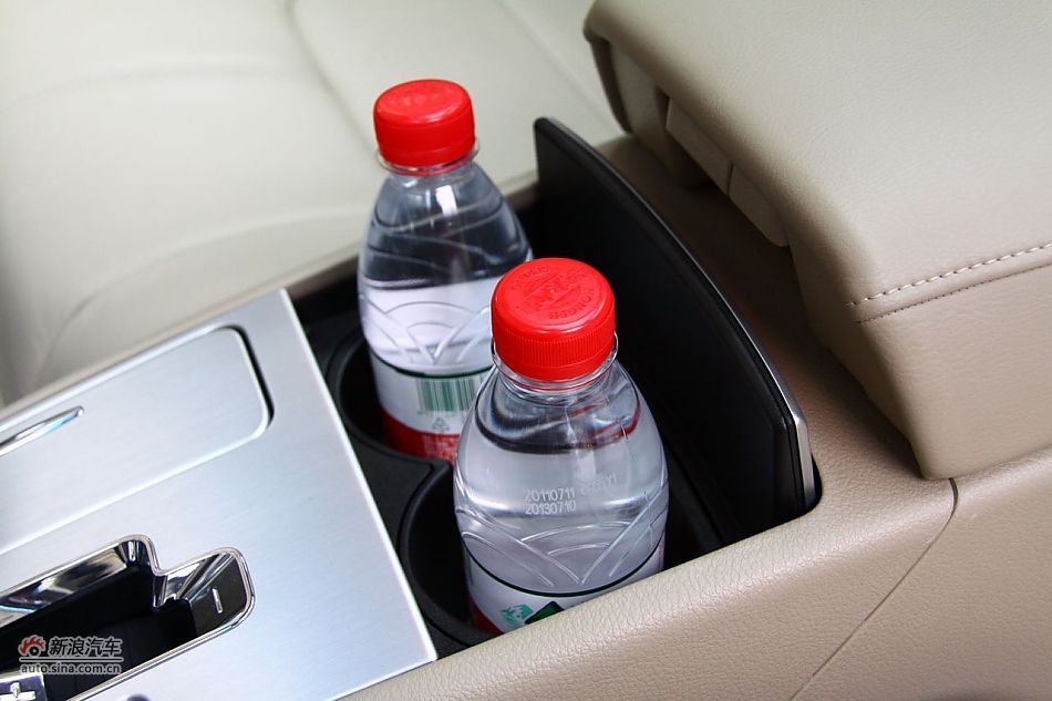 东风日产楼兰空间