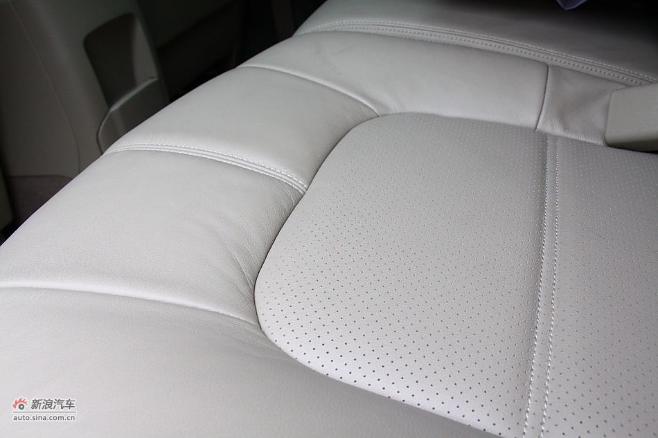 东风日产楼兰空间