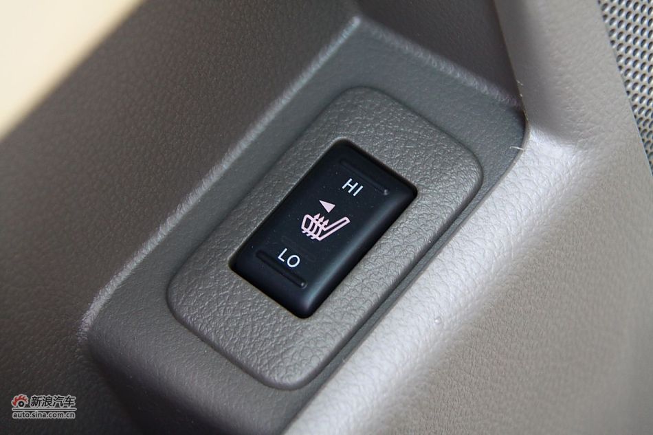 东风日产楼兰空间