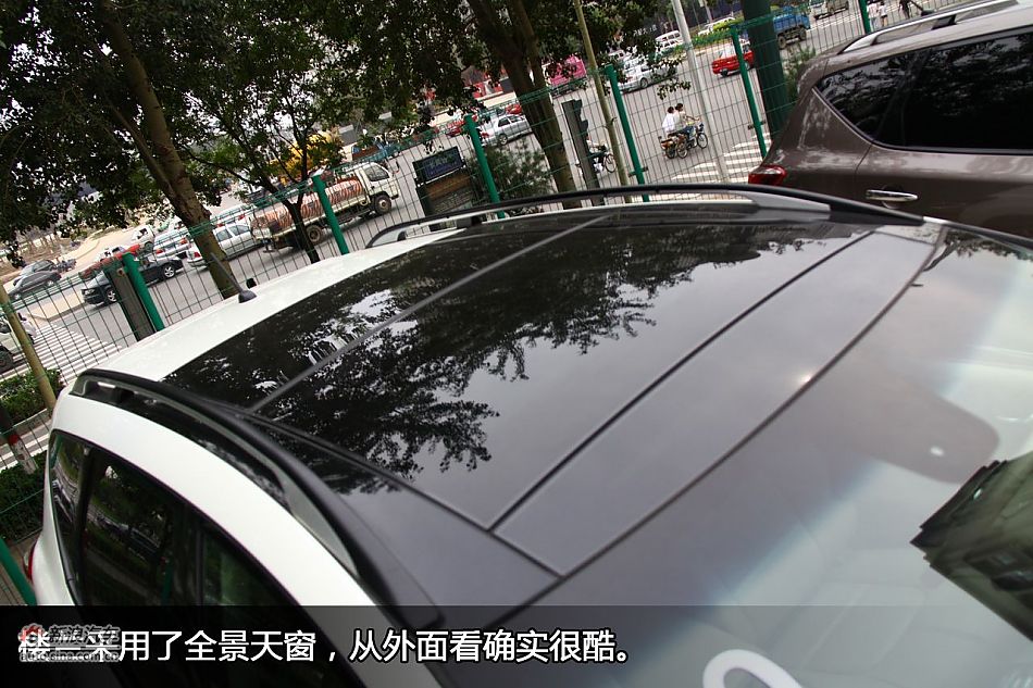 东风日产楼兰外观