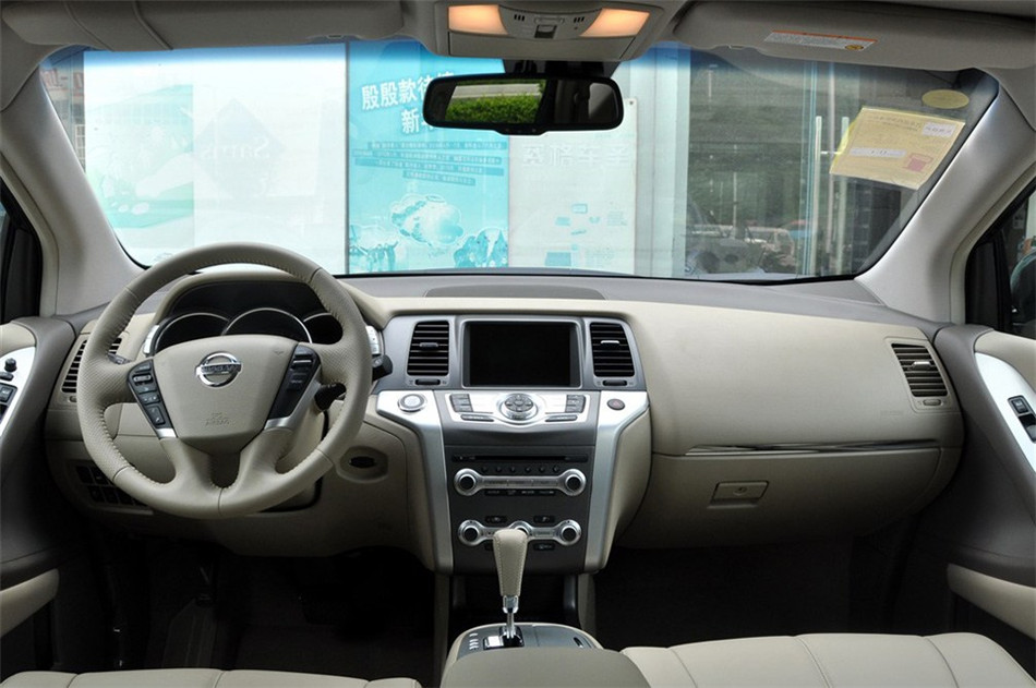 Murano 2011款 3.5L CVT 内饰